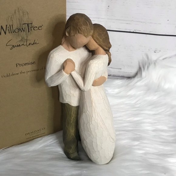 Willow Tree Promise Statue - Picture 3 of 11